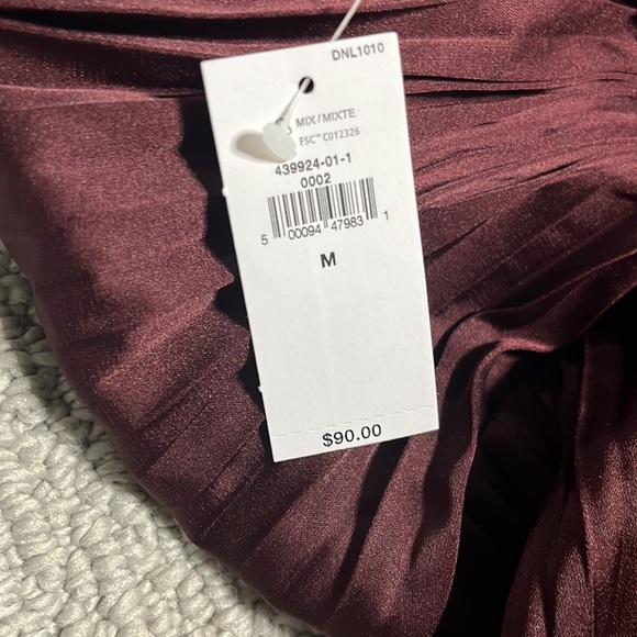 (NWT) Womens Maroon Banana Republic Top - Picture 2 of 4